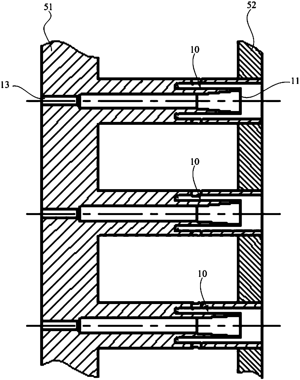 Rocket engine injection structure, injection device, rocket engine and rocket