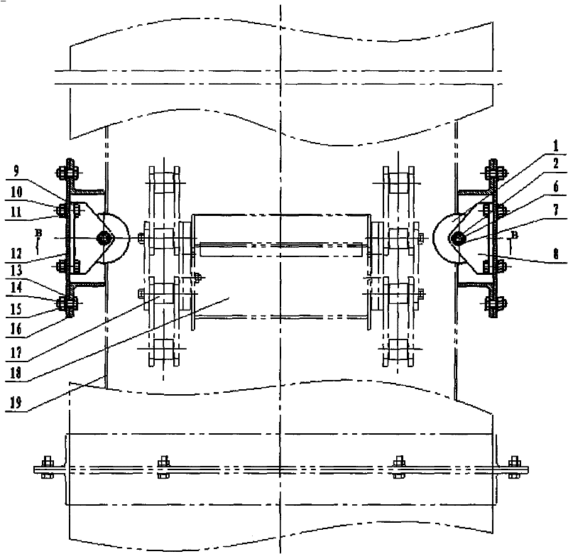 Baffle roller anti-swing mechanism for bucket elevator