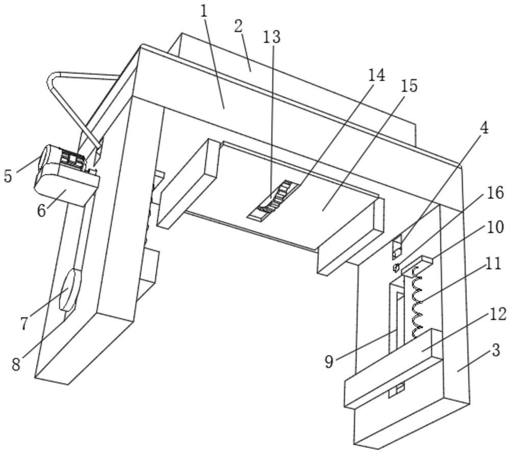 Automatic cleaning machine and method for hydraulic engineering