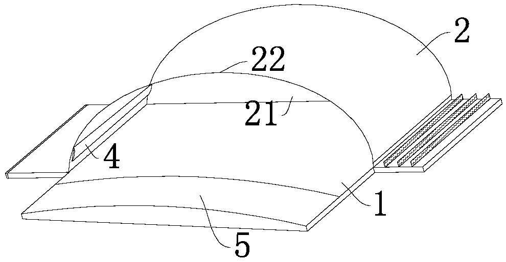 A mouse warming cover with adjustable accommodation space