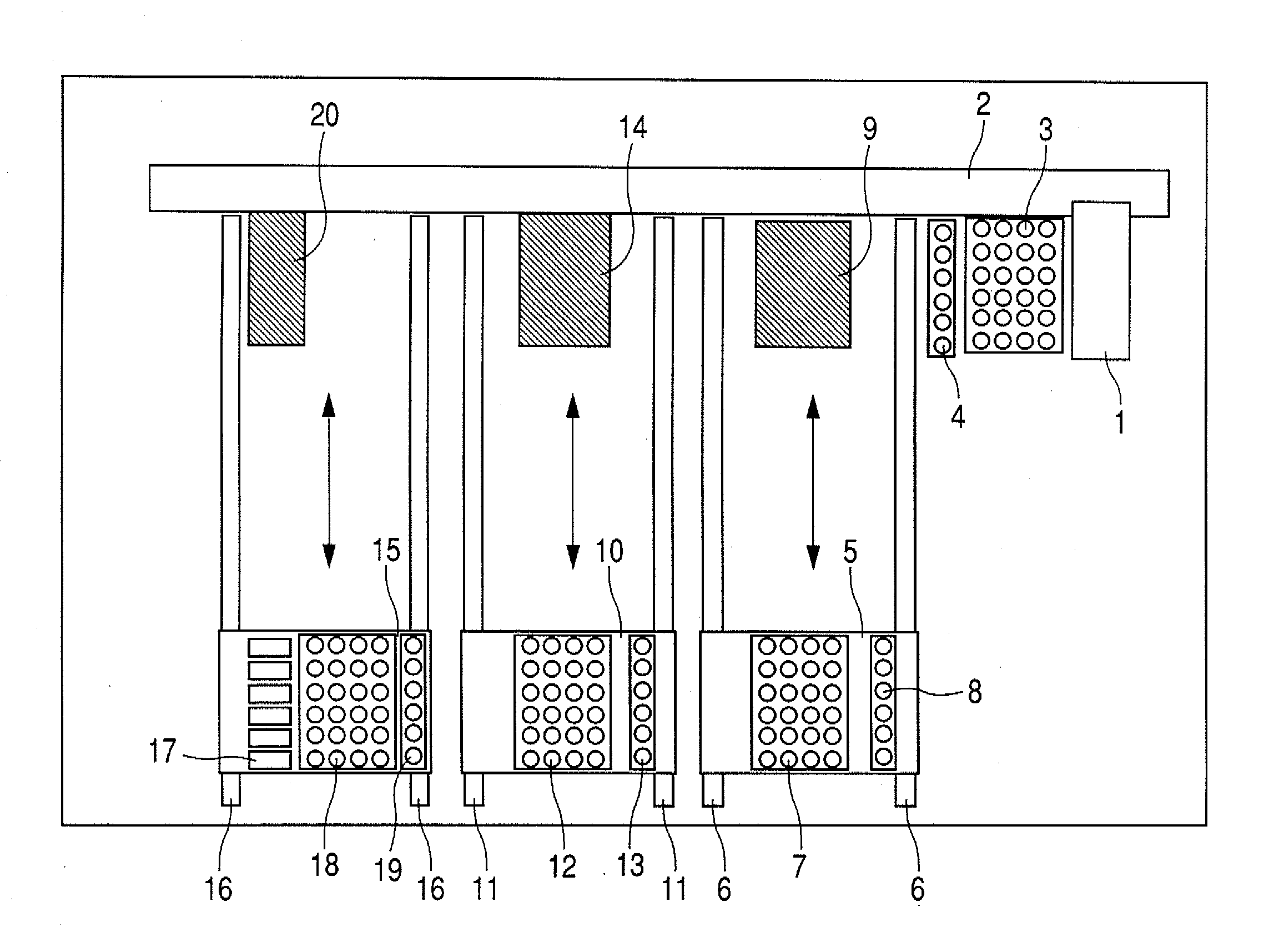 Biochemical processing apparatus provided with liquid transport mechanism