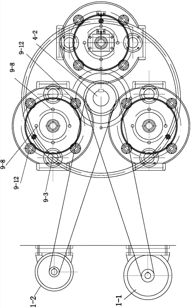 Planetary transmission device of coating machine