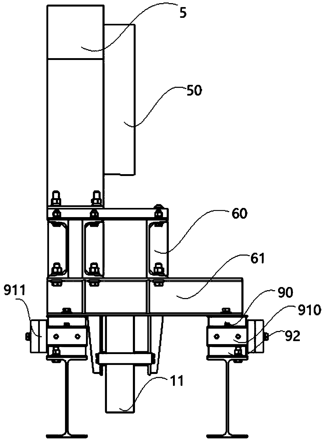 Elevator device for restraining vibration of tractor and elevator