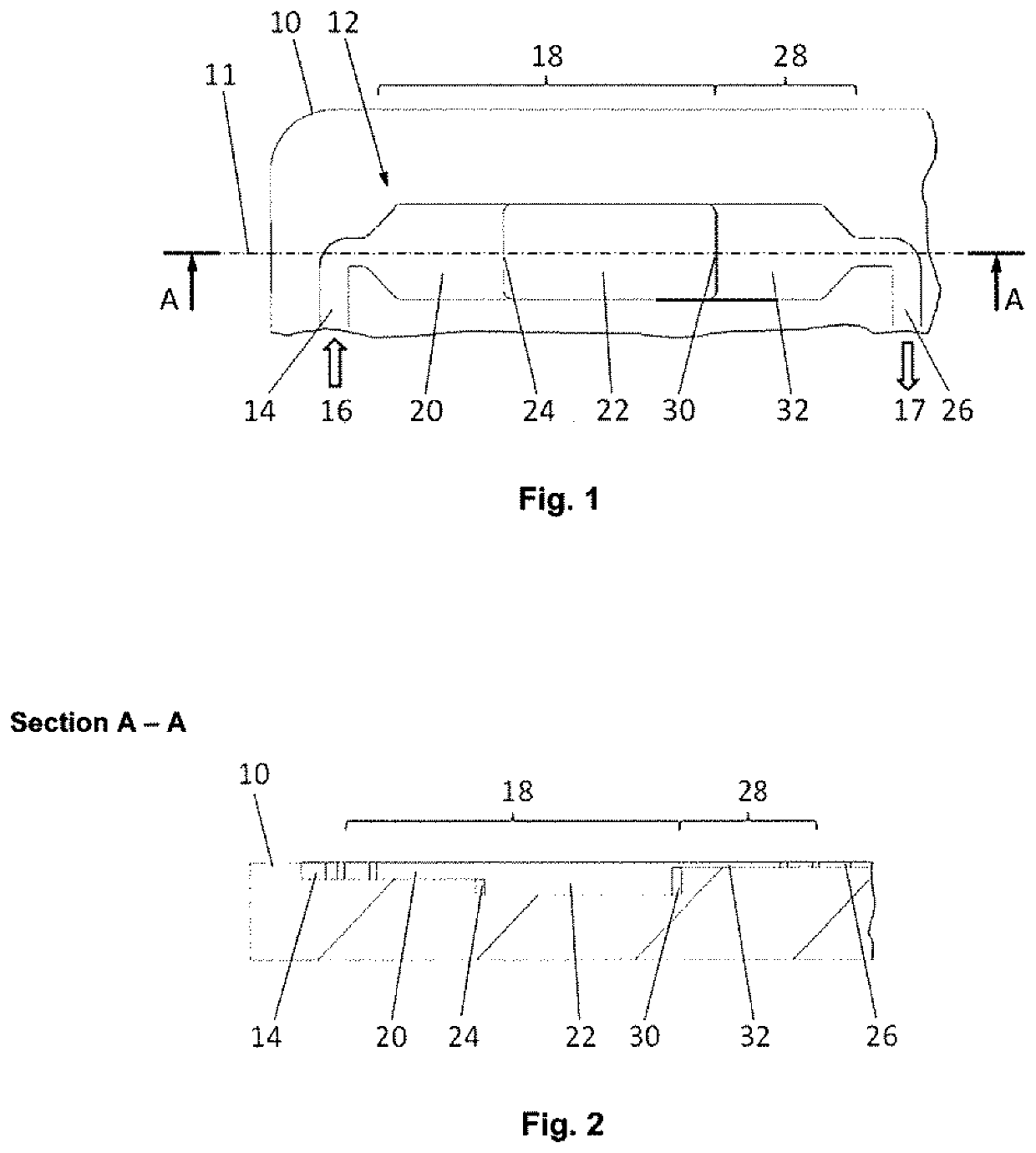 Microfluidic device and method for separating off blood serum