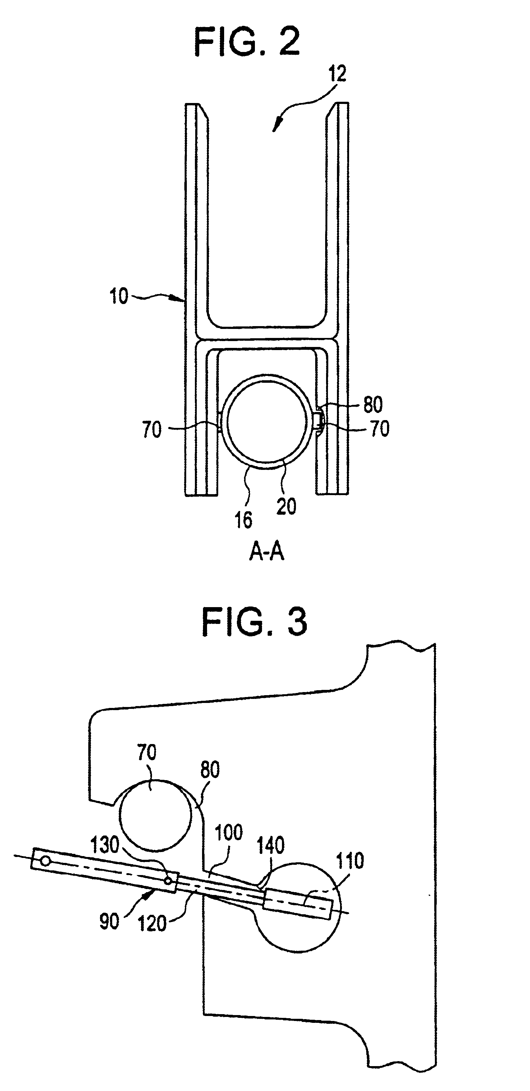 Impact type particle separator made of mutually inverted U-shaped elements