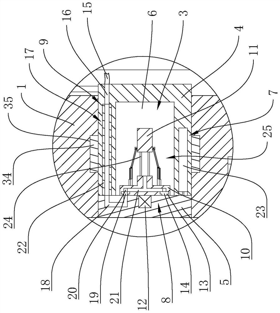 Flushing device for preventing mud cake formation of large-diameter slurry balance shield