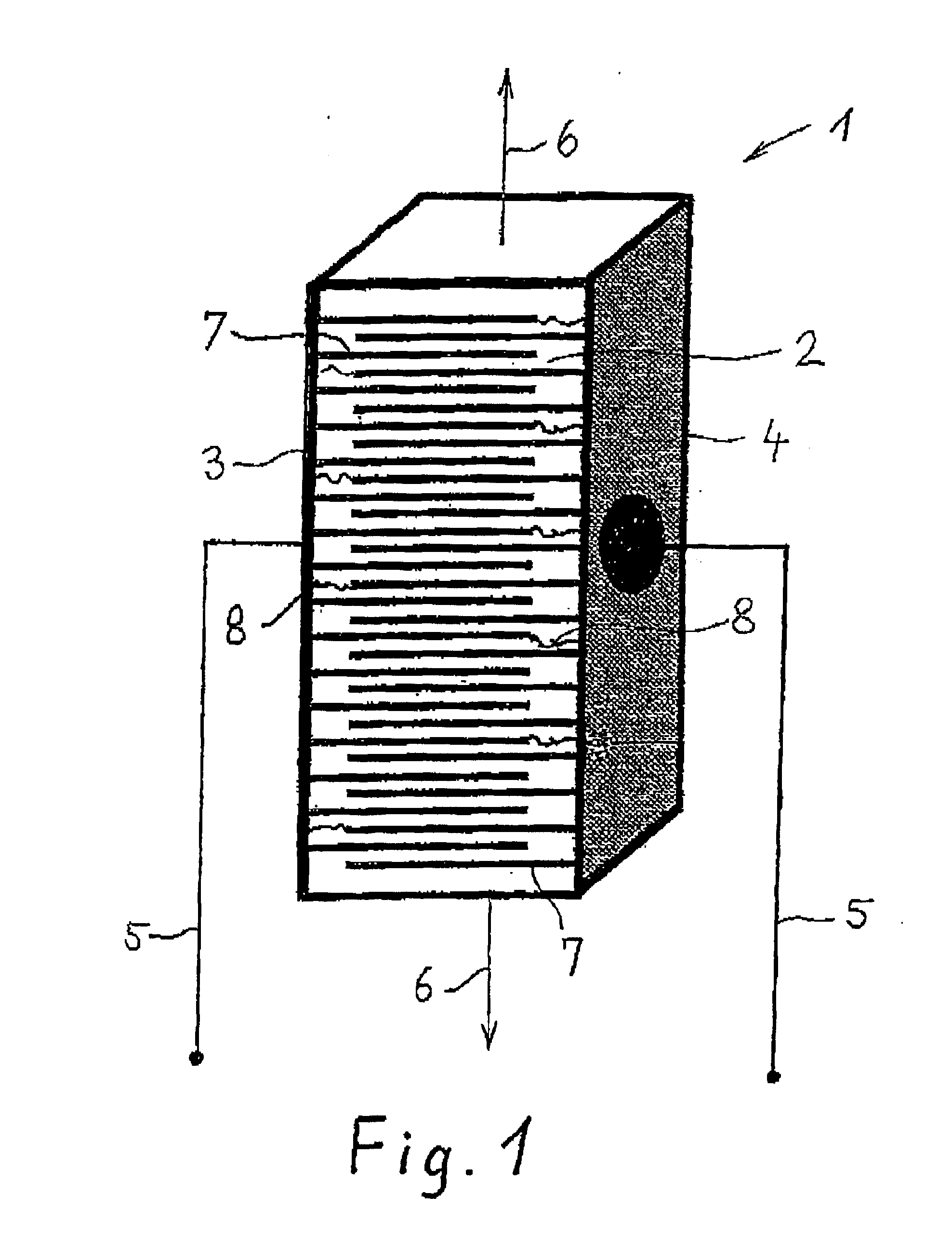 Multilayer actuator with contact surfaces of internal electrodes of the same polarity arranged offset for their external electrodes