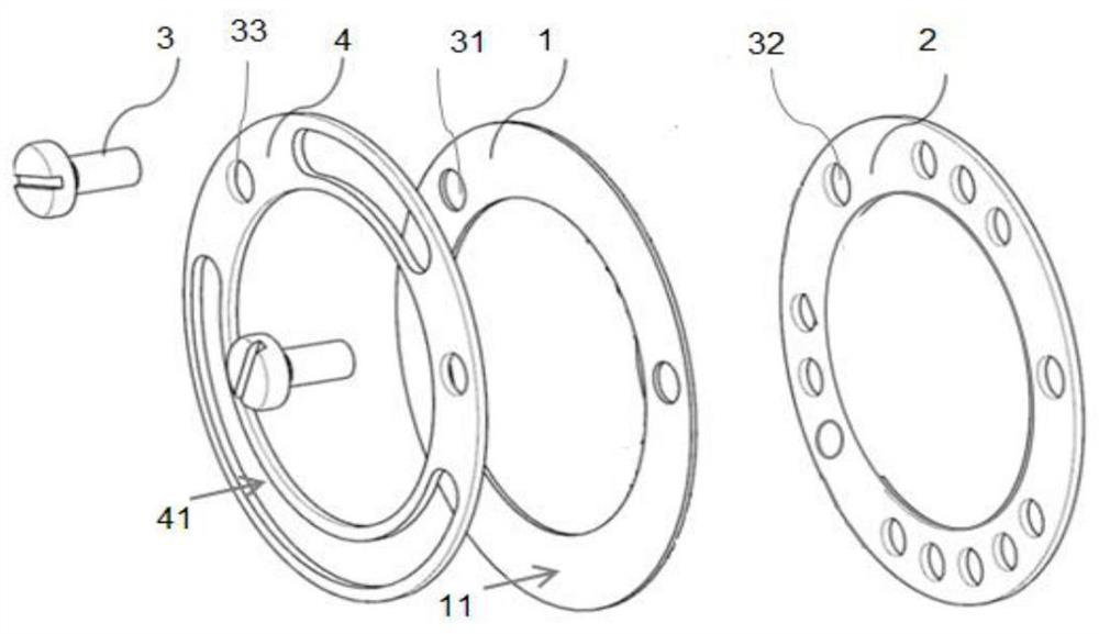 Nozzle flange capable of preventing foreign matters and combustion chamber