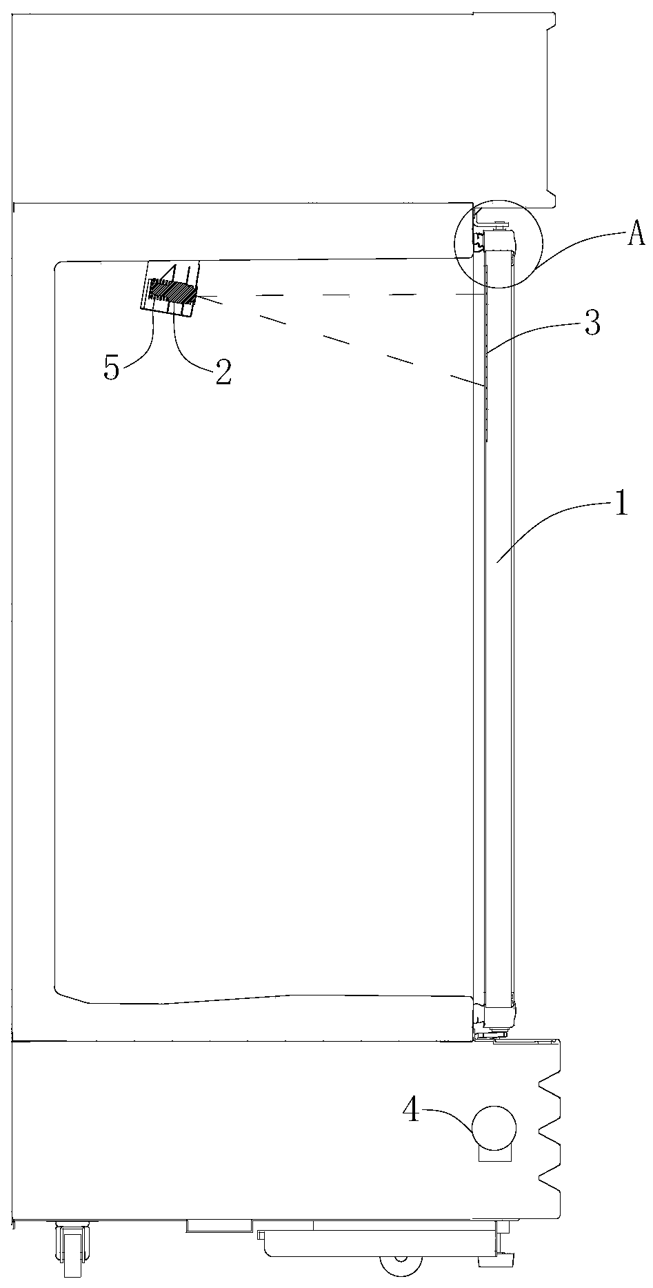 Refrigeration display cabinet having advertisement display function and without shielding commodities