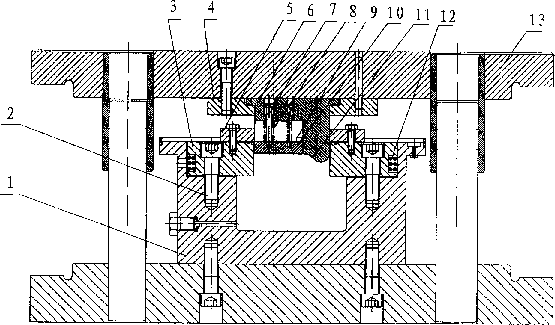 Special die having movable force plug for the hydraulic forming of outer housing