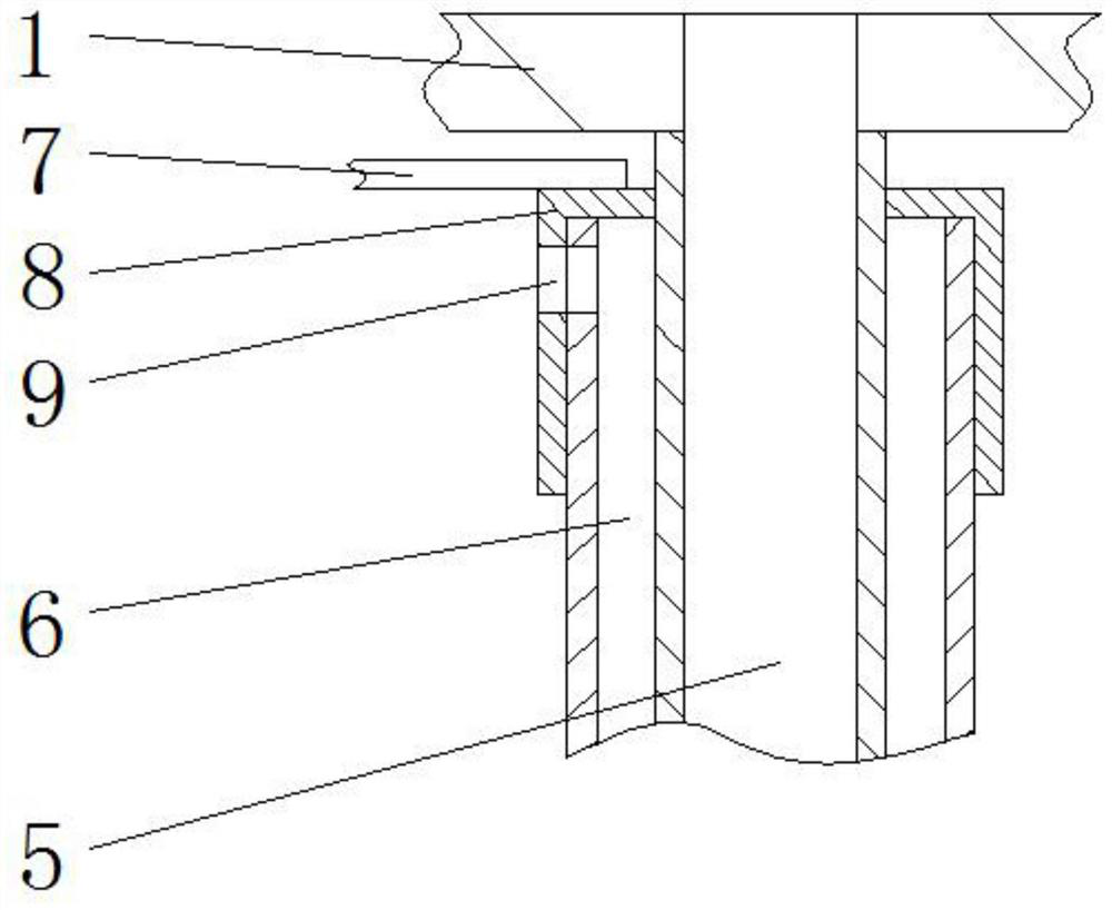 Negative pressure material tank