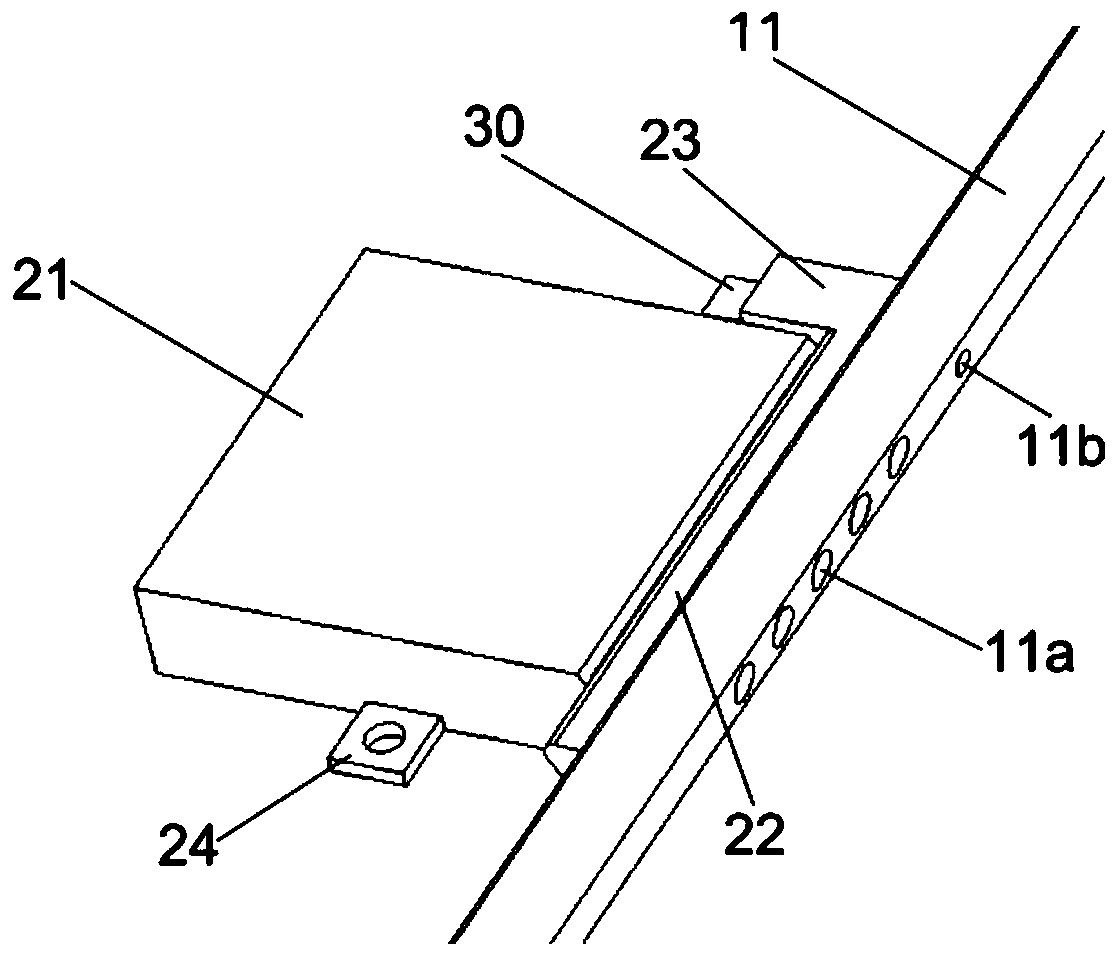 A mobile terminal and a middle frame thereof