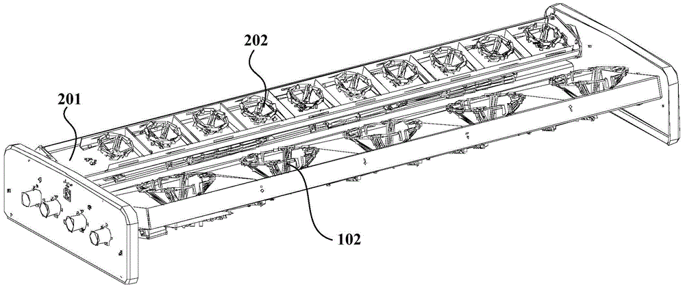 Multi-frequency community antenna