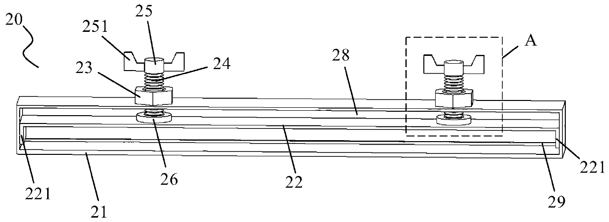 Separating device for pouring different strengths of concrete for beam and column joints