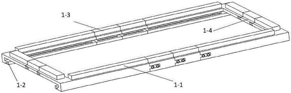 Flexible clamp suitable for positioning and clamping complex curved surfaces of parts