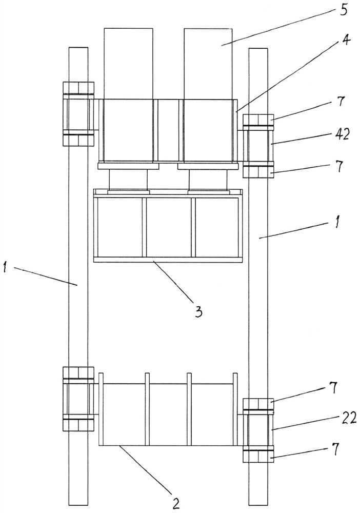 Cold press capable of being arranged in groups