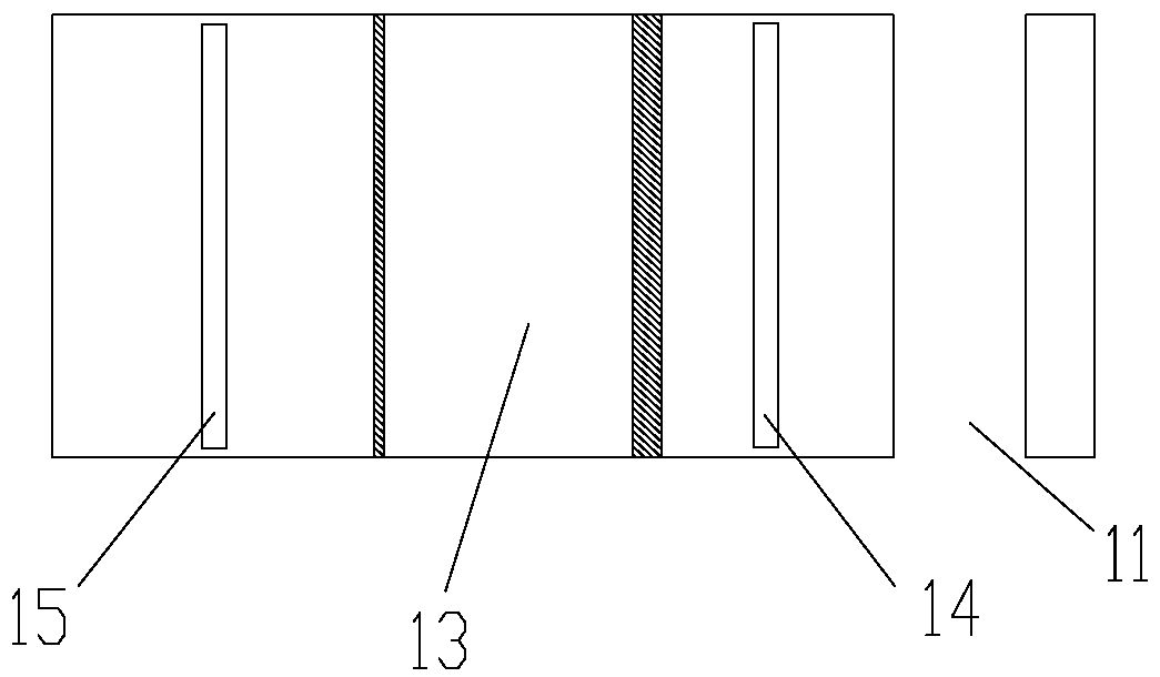 Dust removal structure of air conditioner and dust removal method thereof