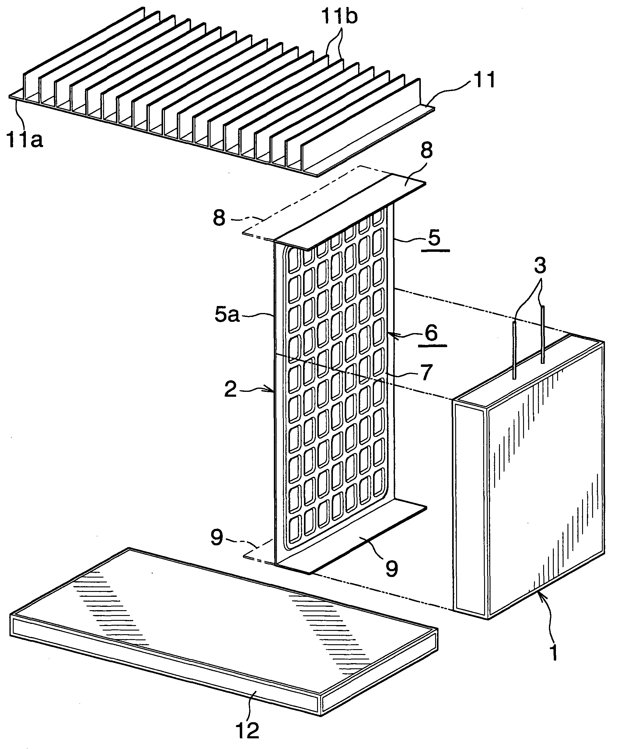 A cooling and heating structure