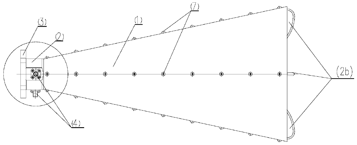 Ultra-wideband four-ridge horn antenna capable of adjusting diameter of back cavity