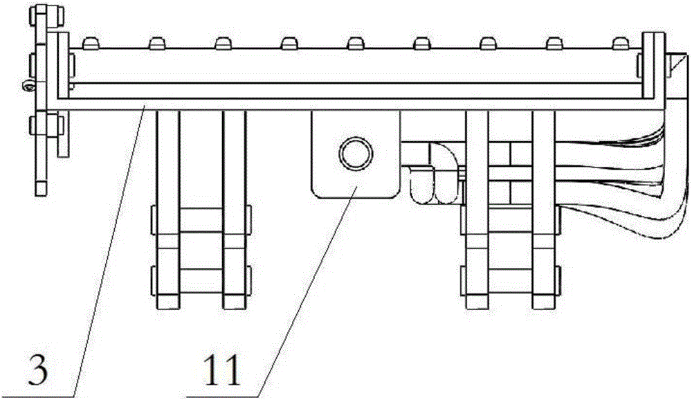 Water drainage system with angle and space of nozzles capable of being adjusted