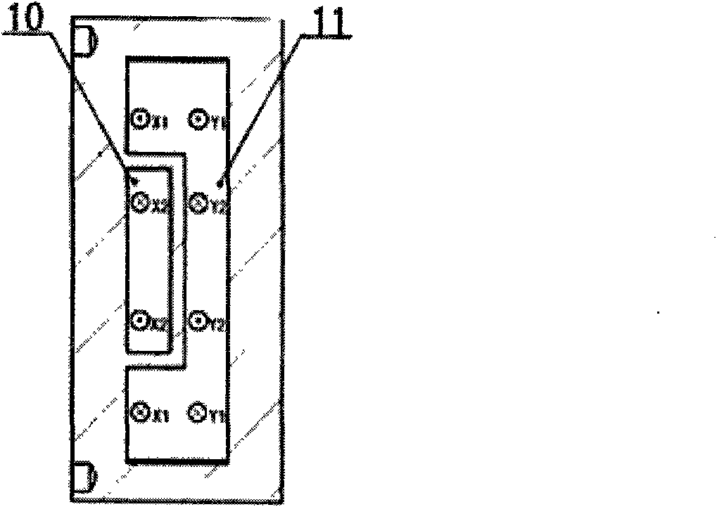 Device for detecting methane or carbon dioxide through optical interference and precision automatic compensation detecting method