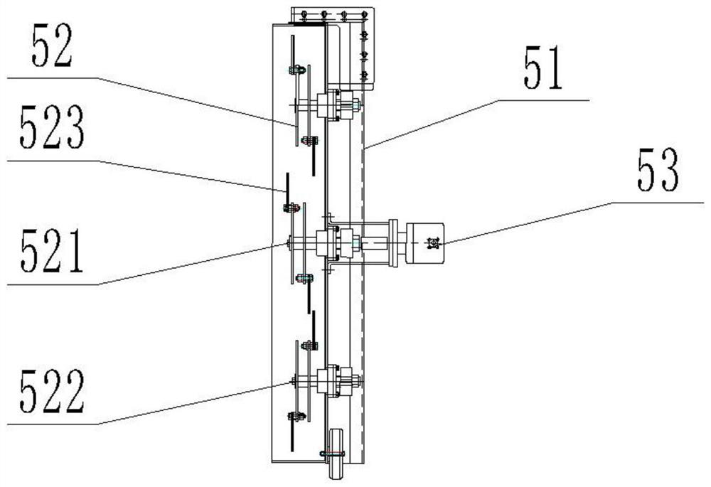 Pruning accessory tool matched with mobile vehicle